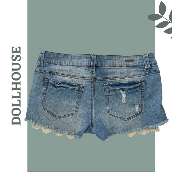🛍️3/$40 Dollhouse Denim Shorts Peekaboo Lace Detail Front Zipper  Size 11 - Picture 2 of 5